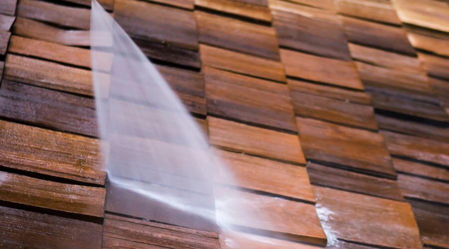 Professional gutter cleaning in Richmond Hill, NY
